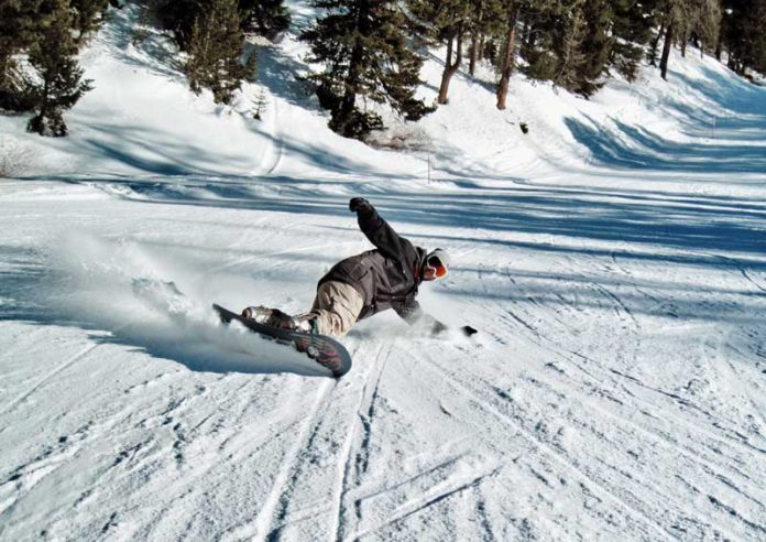 Giv dine nærmeste en vild oplevelse på snowboard